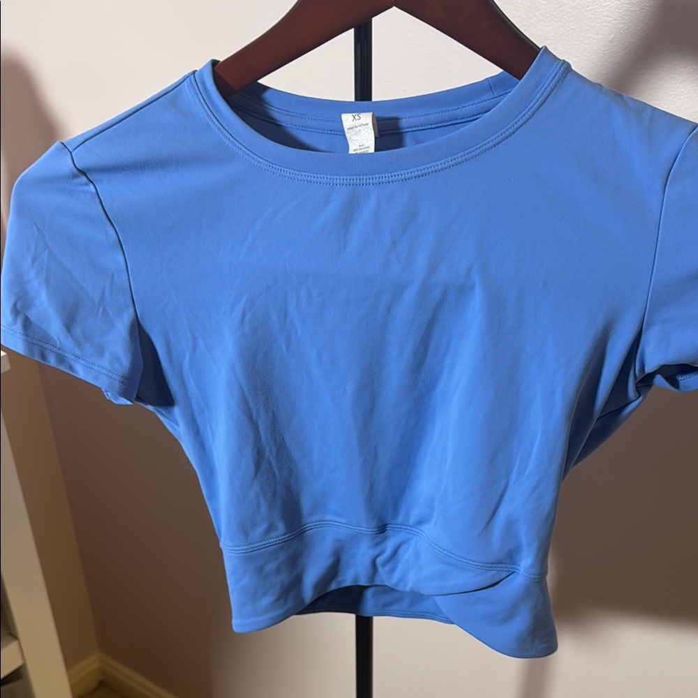 Yogalicious Blue Crop Top